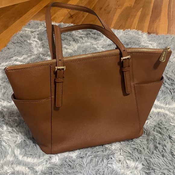 Michael Kors Bag - Picture 7 of 16